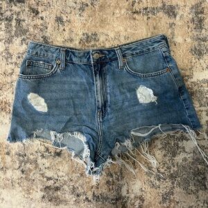 Forever 21 Frayed Hem Jean Shorts